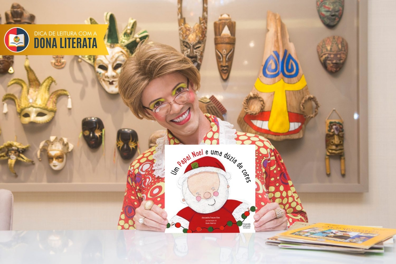 Um Papai Noel e uma dúzia de cores 