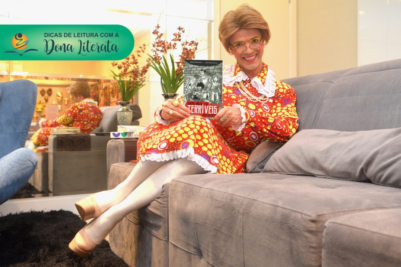 Quatro Amigos e os Terríveis Cães Gigantes 